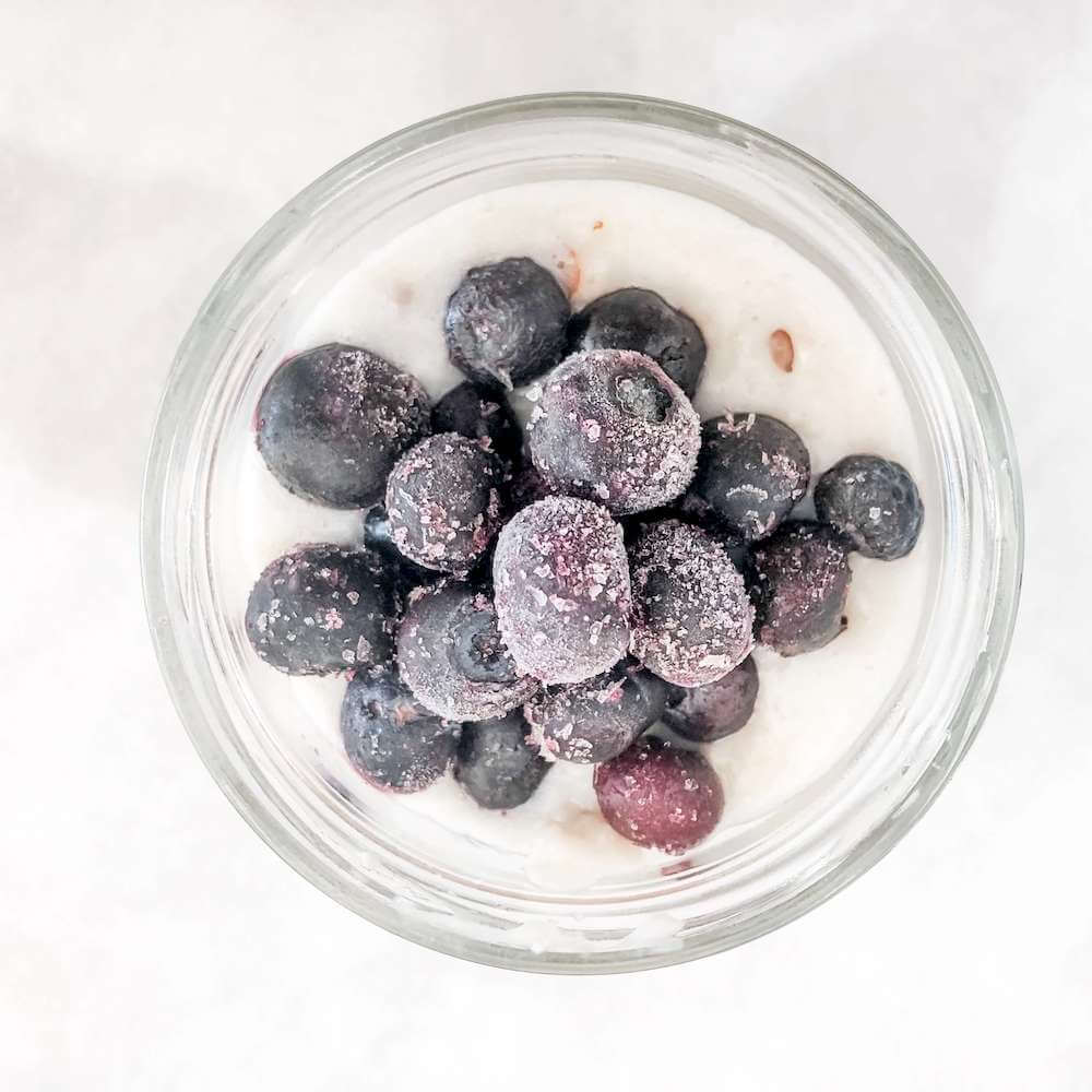 Breakfast oats with blueberries-2-2 breakfast oats
